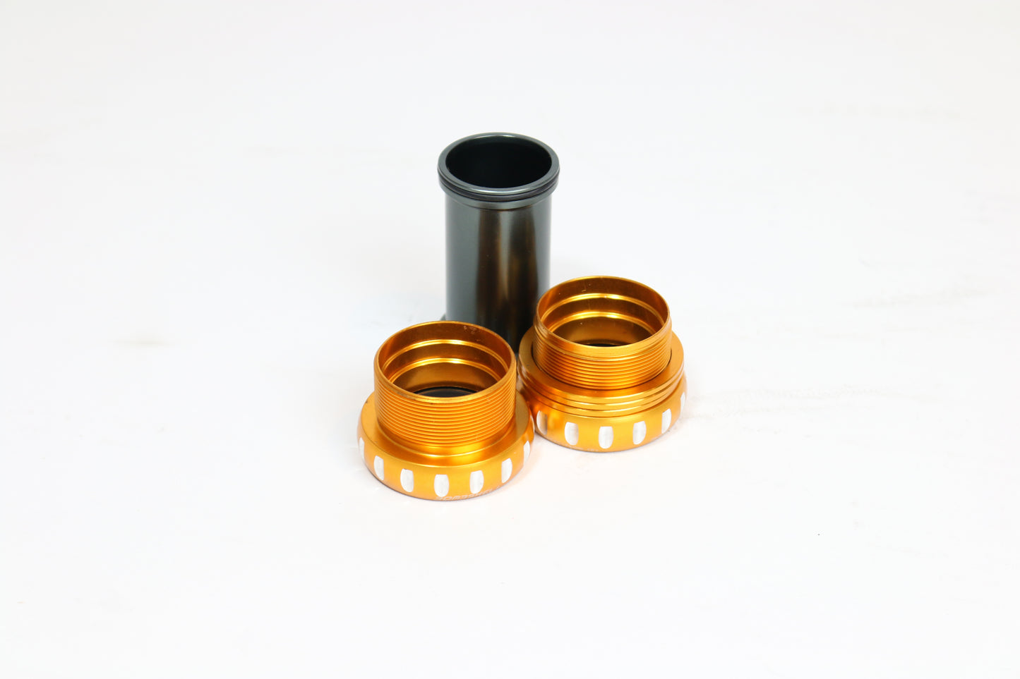 Bombshell Spinnergy outboard bearing bottom bracket $ 49.99