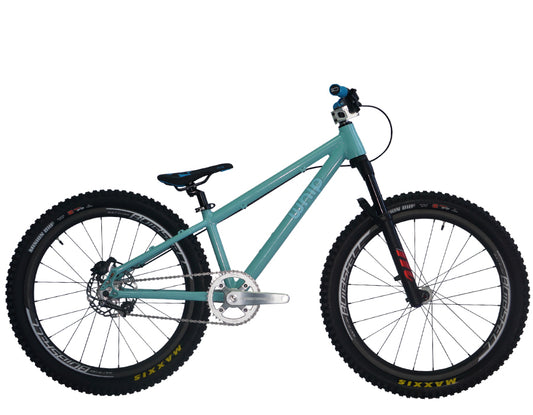 NEW 2022 WHIP 24 and 20 COMPLETE BIKE