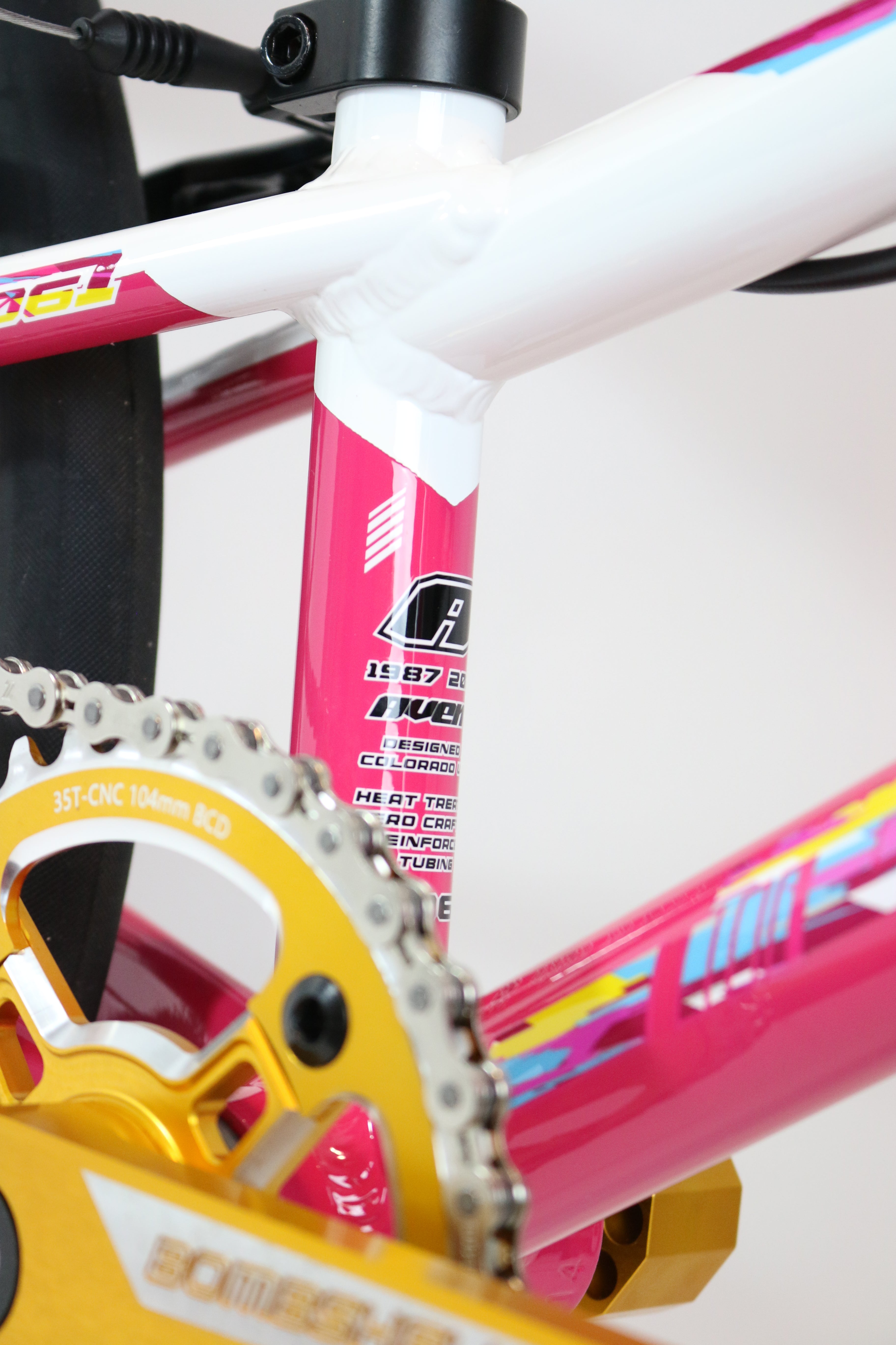 Avent Vandal BMX Race Bike – Bombshell Bikes