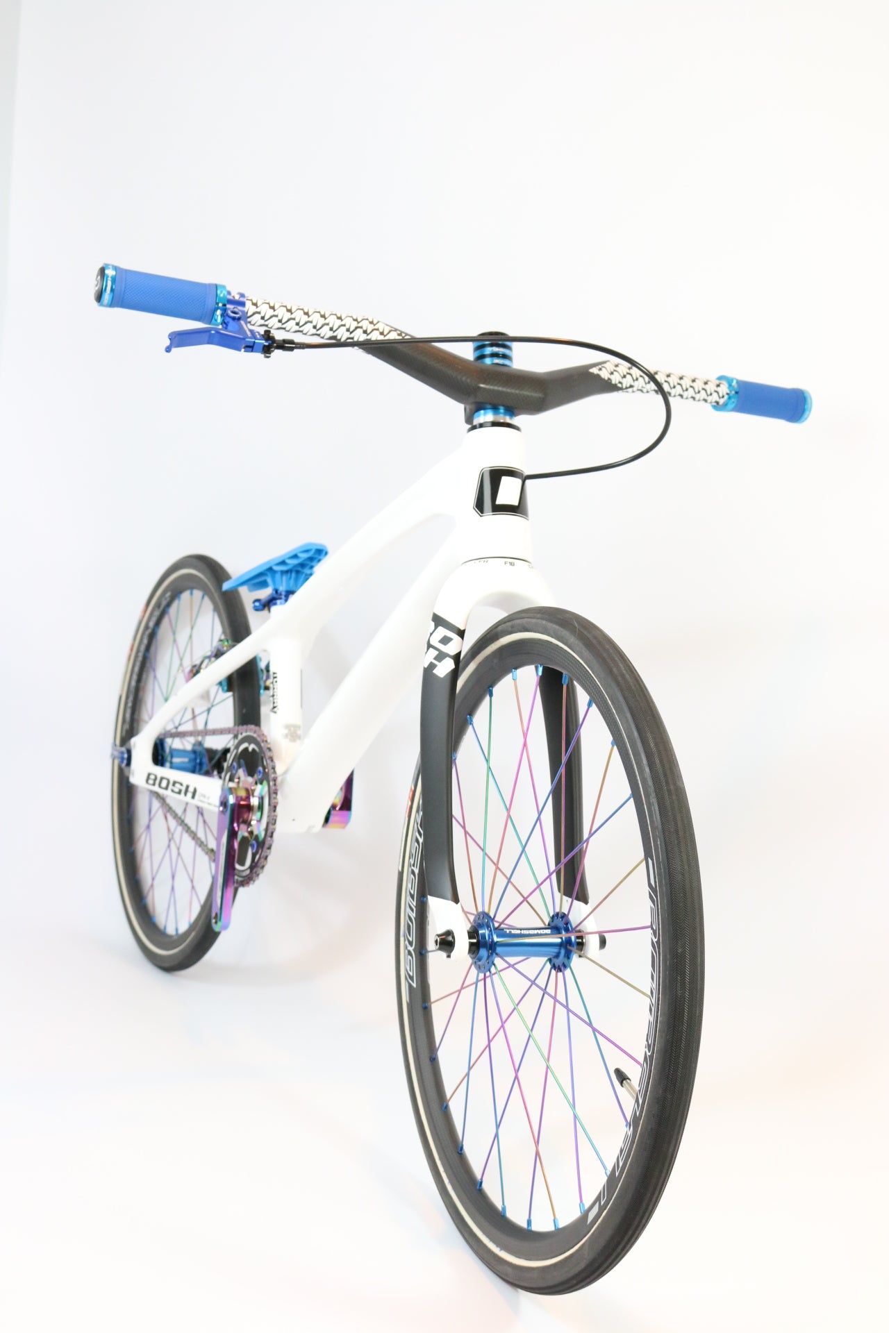 AVENT ORCA V6 CARBON BMX BIKE