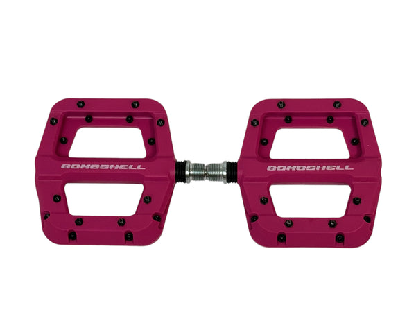 Plastic Flat pedals in different colors – Bombshell Bikes